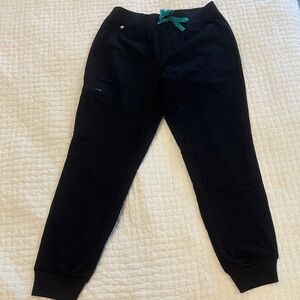 Figs Lined Black Ankle Jogger Pants